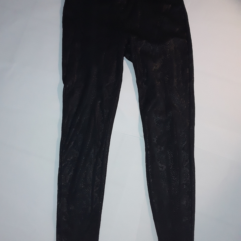 Jennifer Lopez black leggings size 4